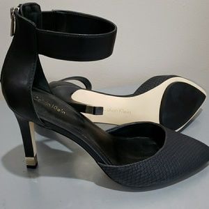 Calvin Klein Tanda Dress Pump
